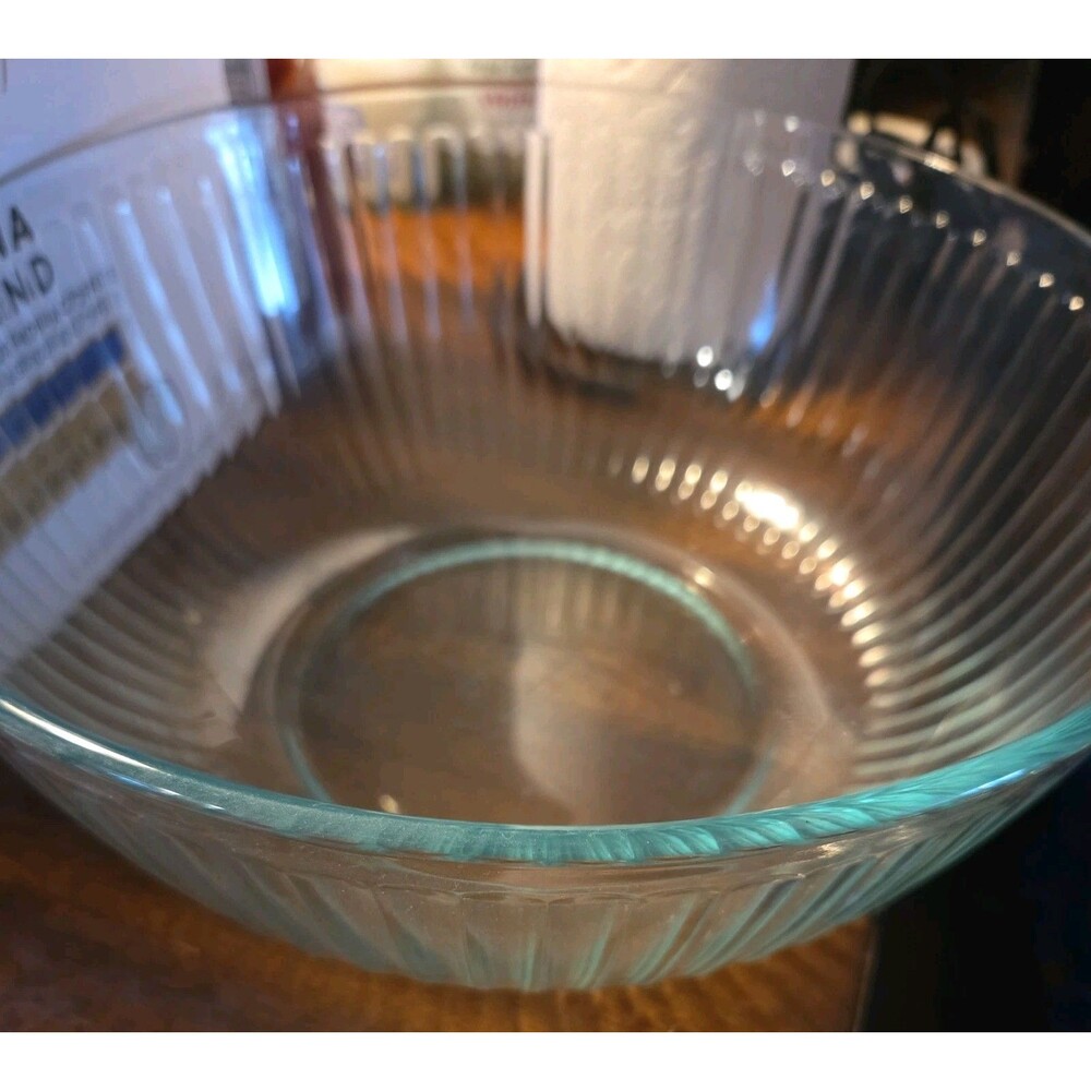 Pyrex Glass Nesting Mixing Bowl #7404 S Aqua Tint Sculptured Panels 4.5 Qt